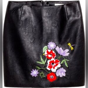 H&M Faux Leather Black mini Skirt with Embroidered Floral NWT #2